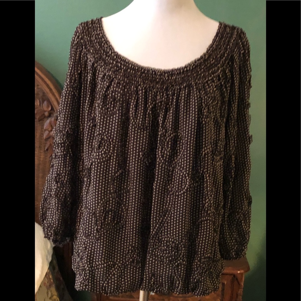 Dark Brown with Polka Dot Ribbon Swirl 3-Quarter Length Sleeves